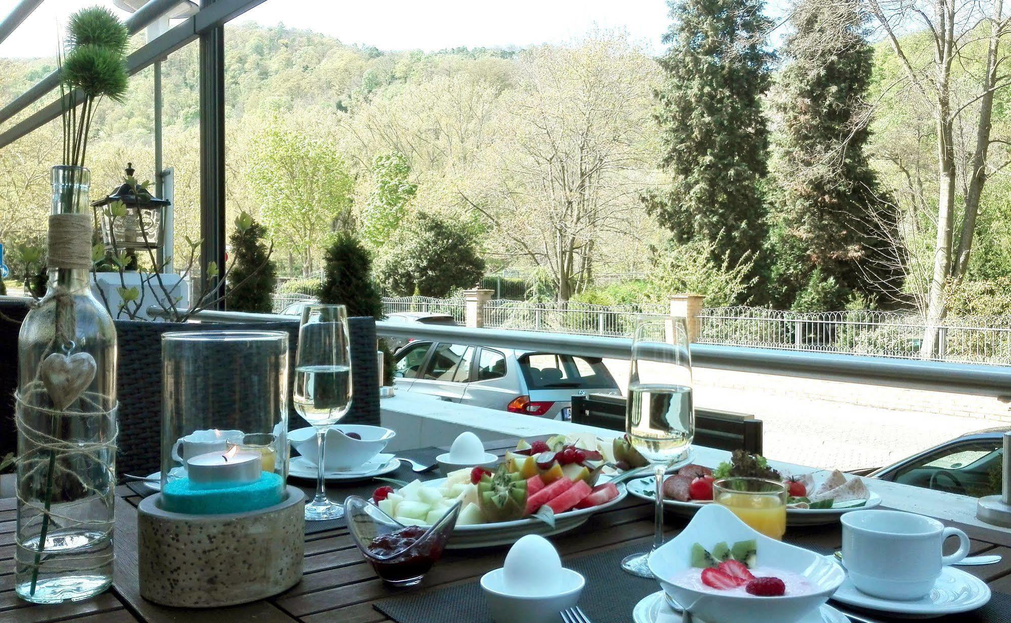 Caravelle Im Park Hotel 3*