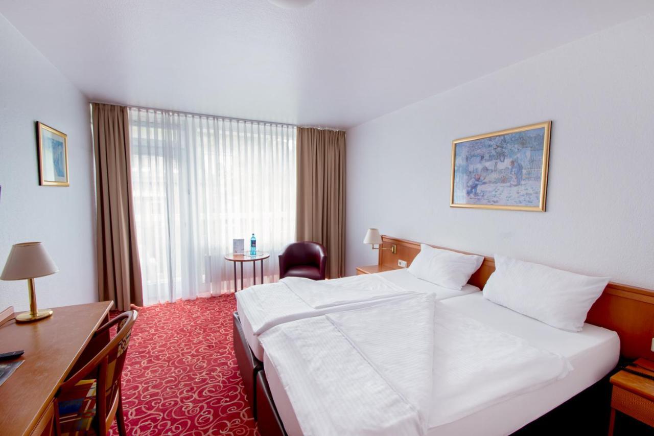 Caravelle Im Park Hotel 3*